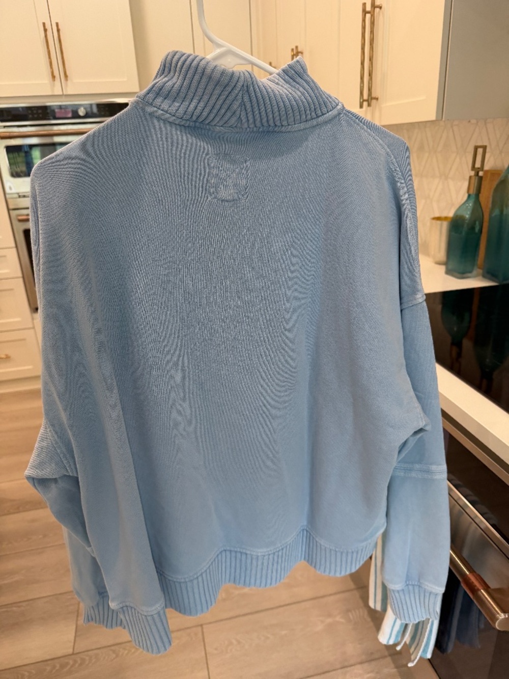 Aerie Sun's Out quarter zip sweatshirt, light blue, women's L, NWT - Picture 2 of 4
